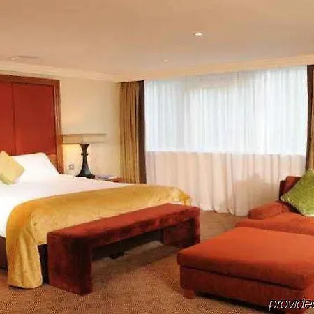 Clyde Court Ξενοδοχείο 4*